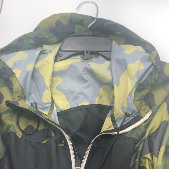 athletic recon Other - ATHLETIC RECON “Firebee” Windbreaker Camouflage Jacket Men’s Size Medium